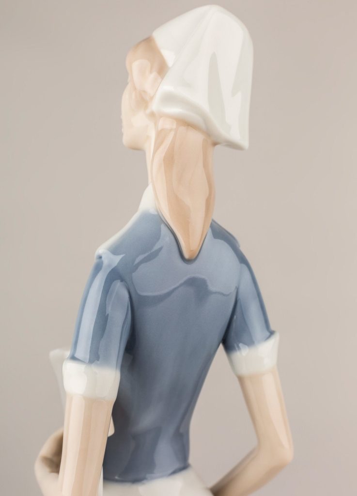 Медсестра — изображение 5 — LLADRÓ 01004603