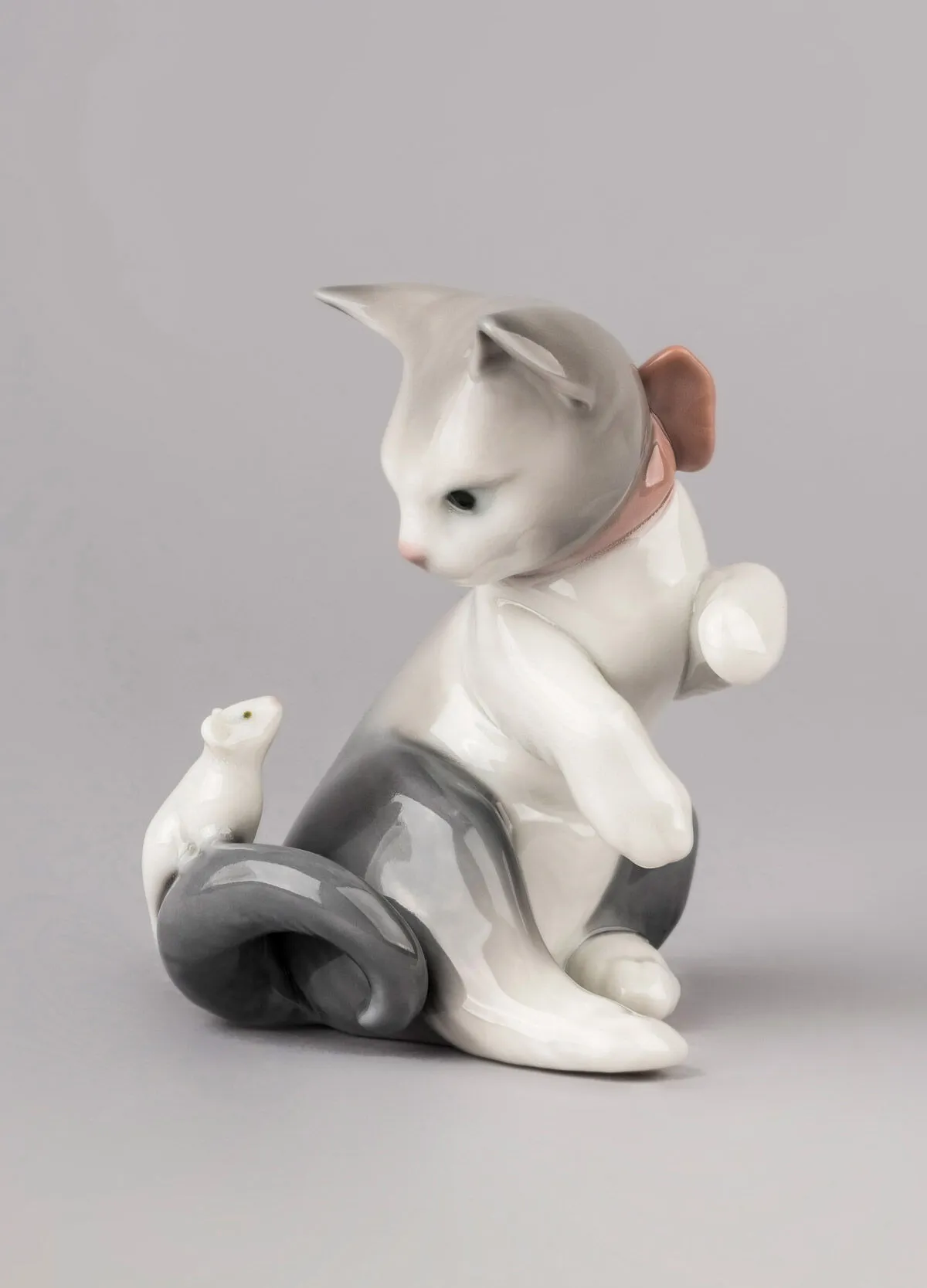 Котёнок и мышка — LLADRÓ 01005236, кадр фабричной галереи 6