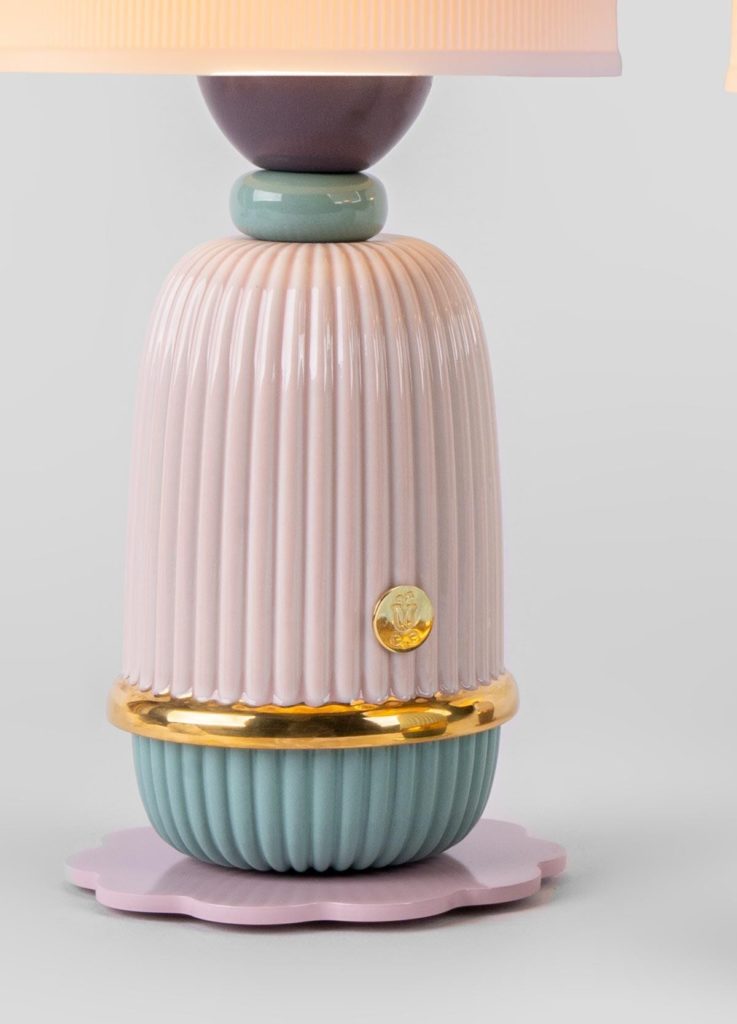 Кокэси — розовая беспроводная лампа — изображение 3 — LLADRÓ 01024477